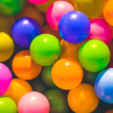 Many colourful plastic balls